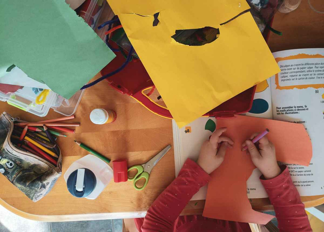 How to Make a Leaf Shape Collage