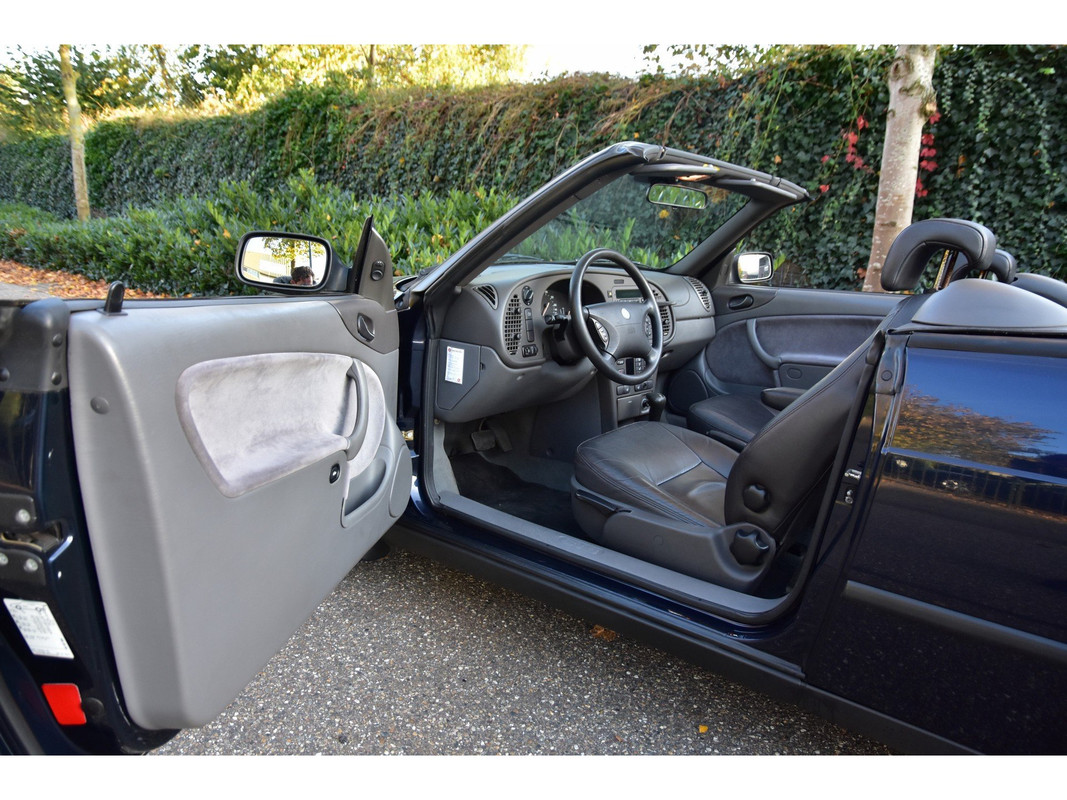 0-3c70811e-61ee-497b-a3f6-9427928183bc