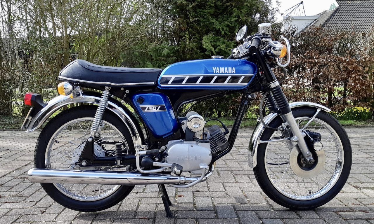 CBABAEE2-5161-4CFA-8B3E-D630EF3C4034