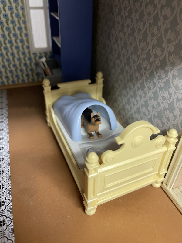 C8A6EE02-95A8-4C45-B4A9-9A41486DD17D