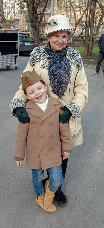 Богата внуками 5