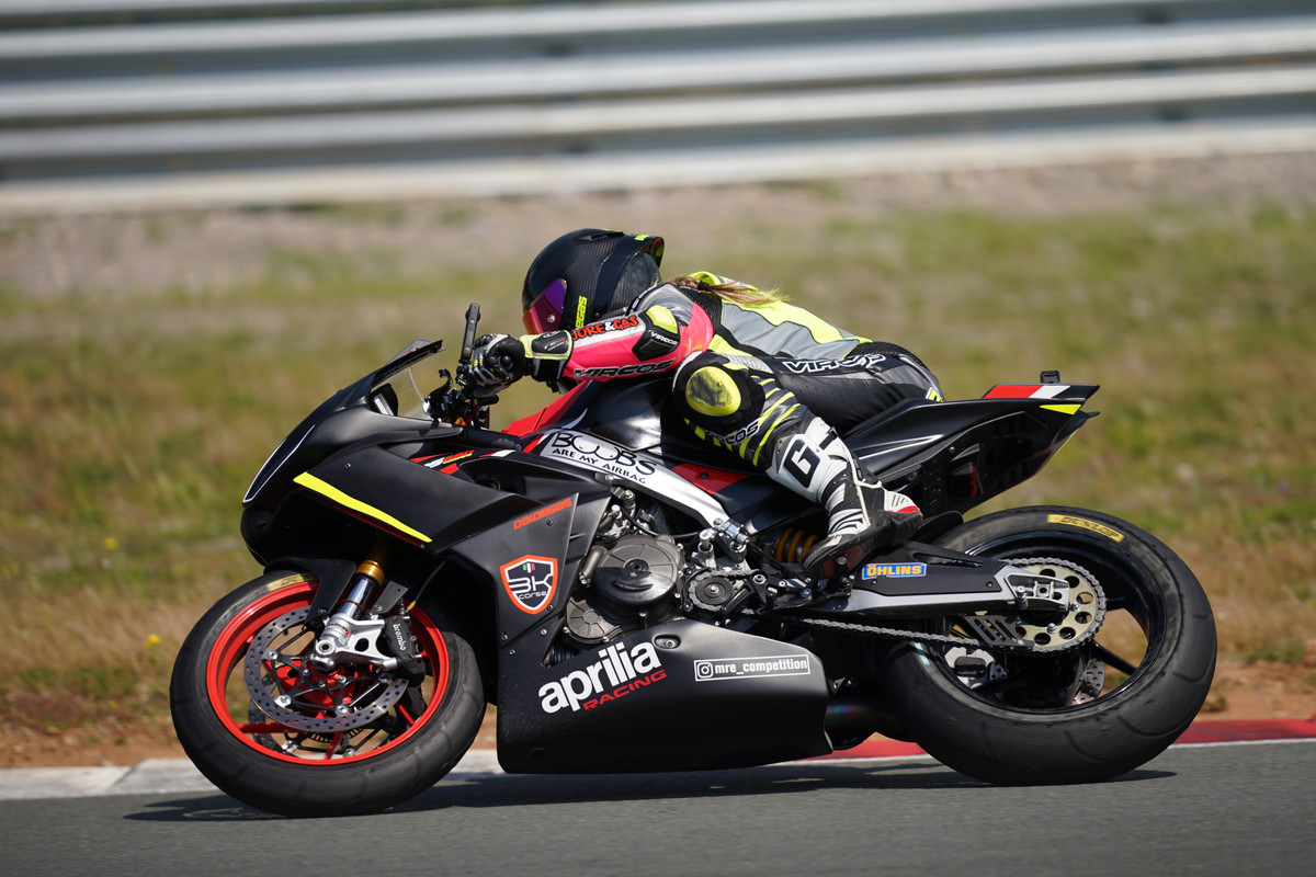 5A8B67AB-EF33-4874-B914-61D370D8807E