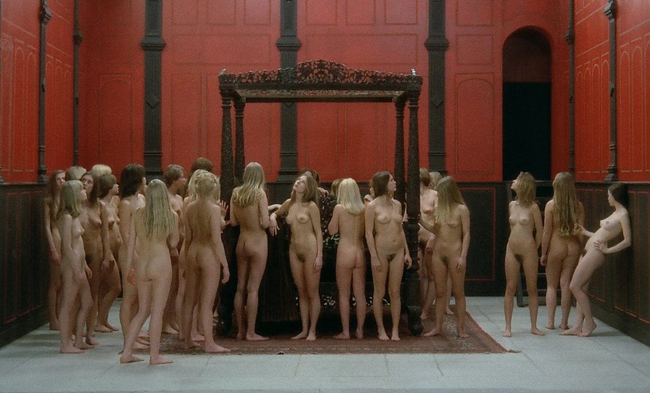 Immoral Tales 1973 L'Age D'Or (1080p x265 10bit Tigole).mkv_snap