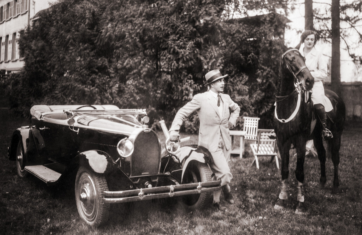 06BUGATTI-Roadster_T40A