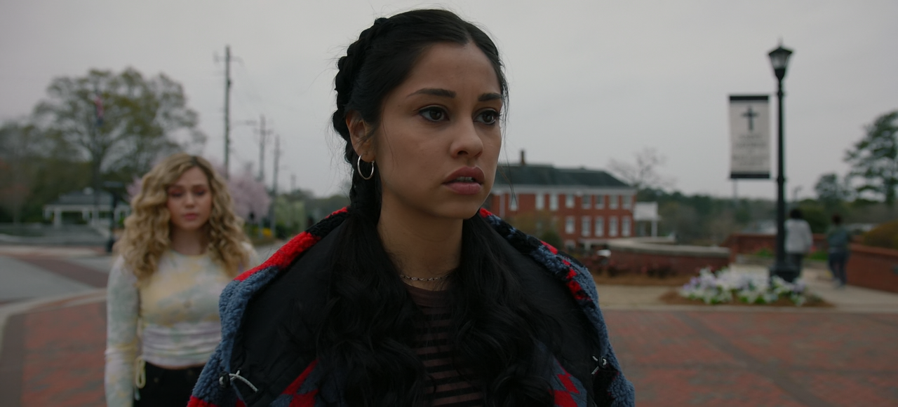 Stargirl.S02E12.Summer.School.Chapter.Twelve.1080p.10bit.AMZN.WEB-DL.DDP5.1.HEVC-Vyndros.mkv_snapsho