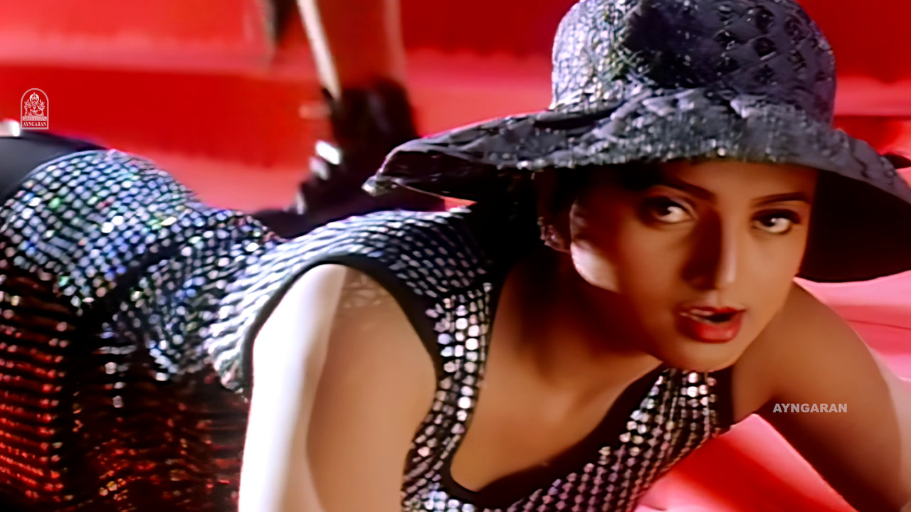 VideoCapture_20251020-212956