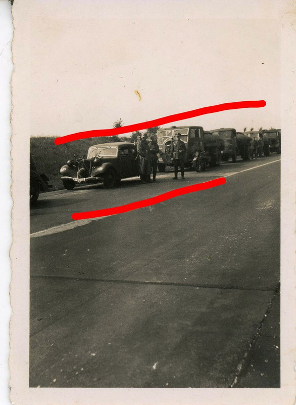 Beute PKW Auto Wagen Frankreich Kübelwagen Foto