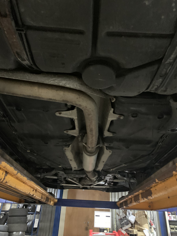 72DB9518-0865-4D8F-9829-305F675682AB