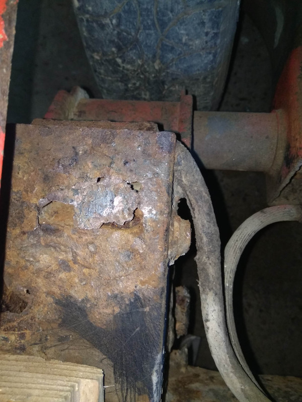 E41A8E0B-2EBB-4BB0-9681-E3580B9E80AB