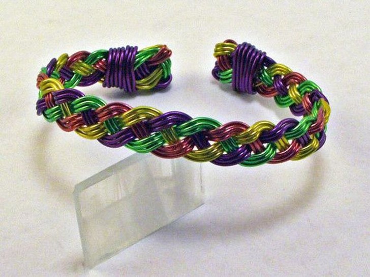 Топ-20 небезопасных вещей, которыми развлекались дети в СССР