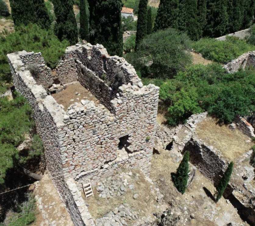 ΑΠΟΚΑΘΙΣΤΑΤΑΙ Η ΝΕΑ ΜΟΝΗ - ΜΝΗΜΕΙΟ ΠΑΓΚΟΣΜΙΑΣ ΚΛΗΡΟΝΟΜΙΑΣ ΤΗΣ UNESCO 