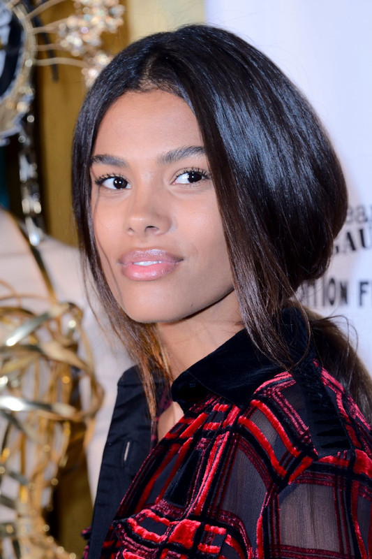 tina-kunakey-at-givenchy-show-at-paris-fashion-week-09-30-2018-1