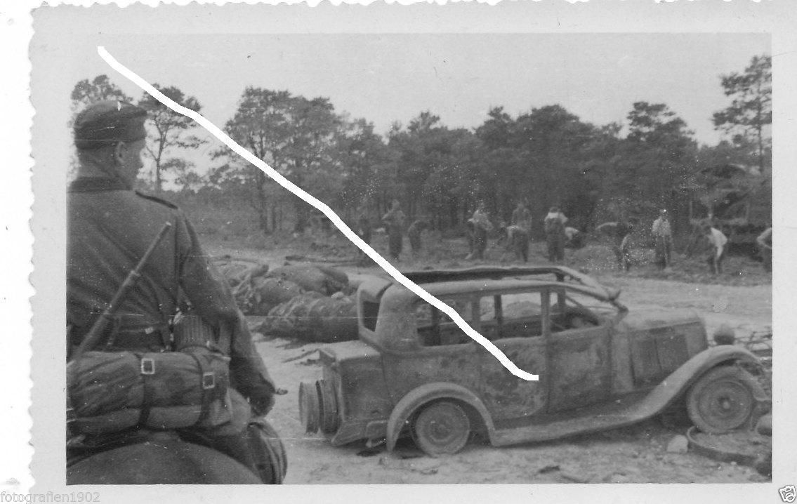 Foto Frankreich,Zerstörung auf Vormarsch