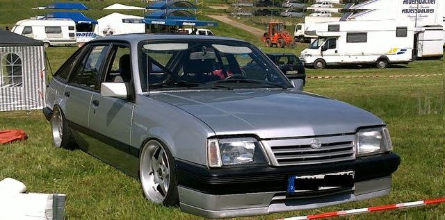 Ascona C-cc neue Farbe - Silber
