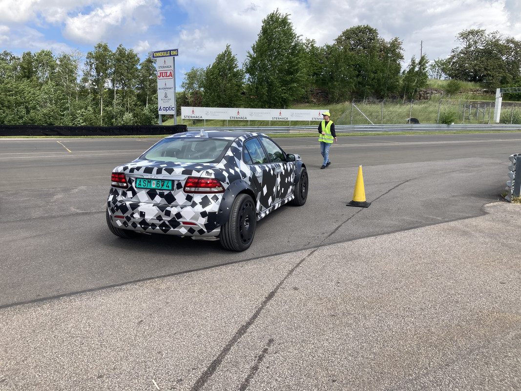 06023634-6F43-4E6D-BF71-60DEA80E5431