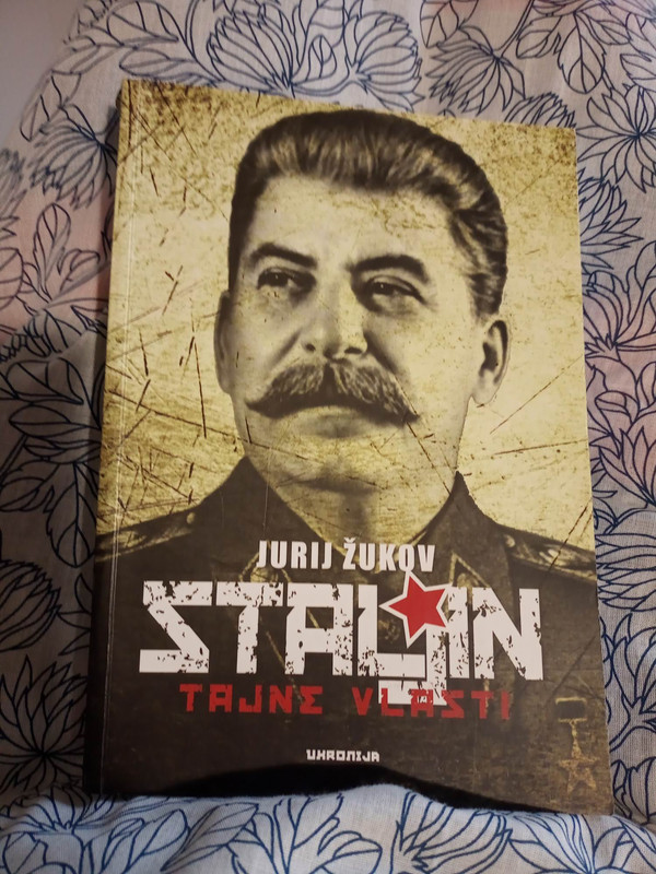 Resize-of-Zukov-Staljin.jpg