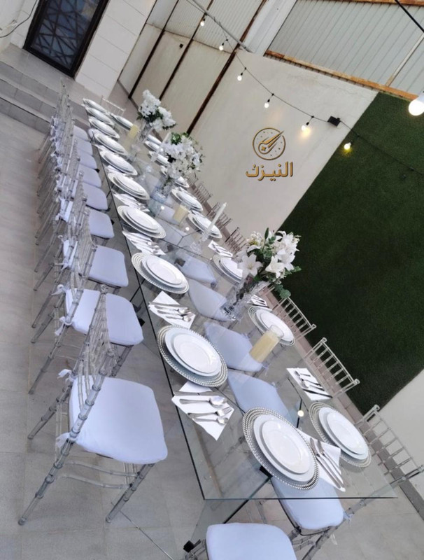 طاولة