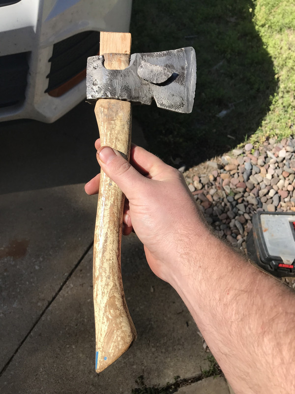 E7D714F7-1906-4DE2-B7B1-2F8FCE78716E