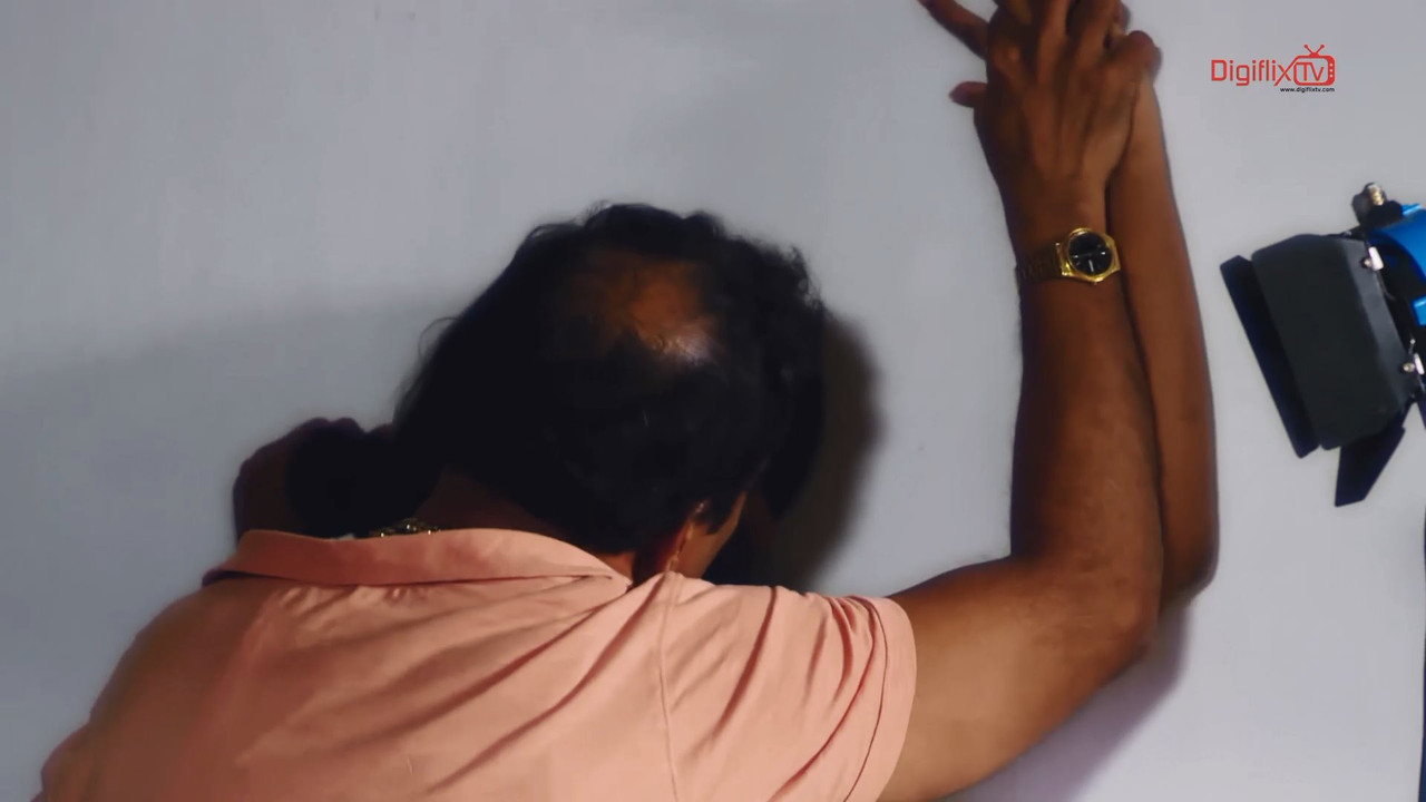 Girls In Big City.2021.DGF.Originals.S01.1080p.mkv_snapshot_01.06_[2021.06.24_12.24.44]