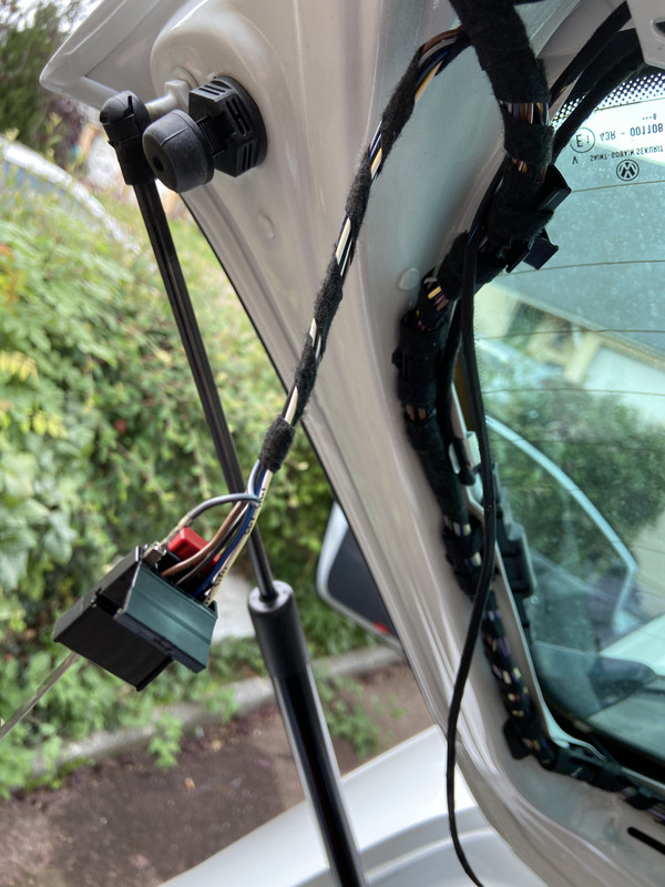 F60FA857-7108-434B-8903-5DD373CC7F8C