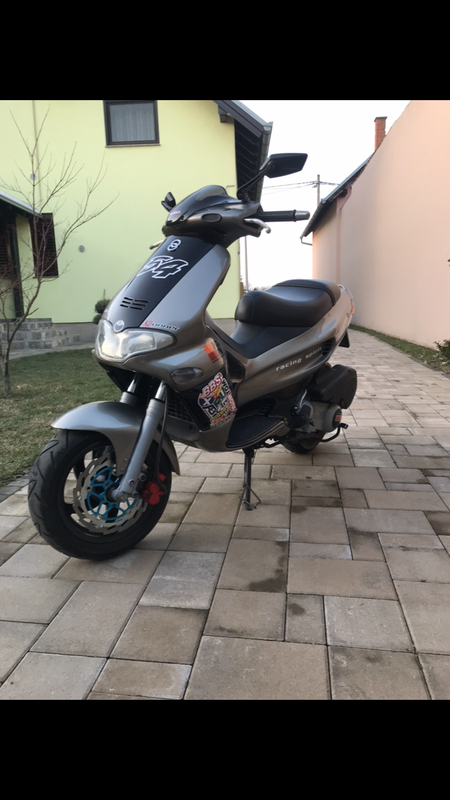 89219AE3-0D76-4972-8A2F-63F48E86A265