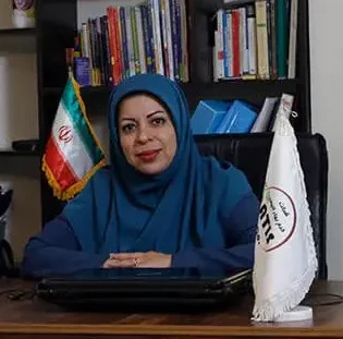 سارا حسنپور