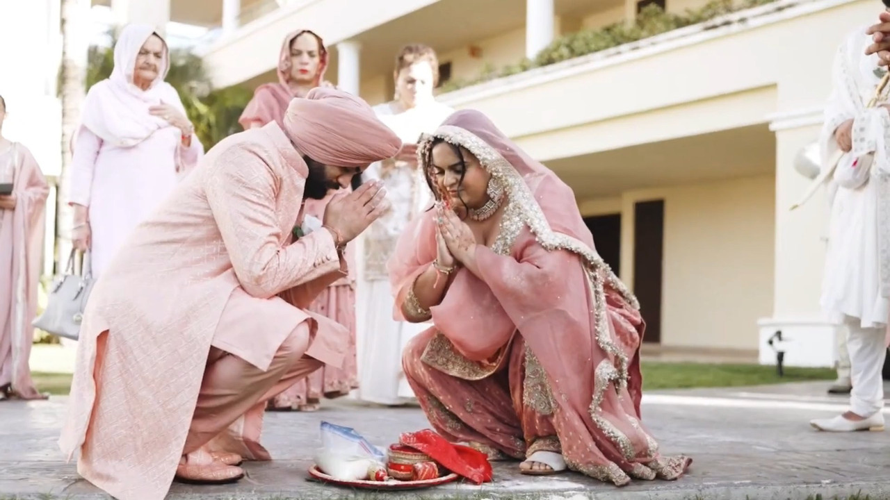 Hot Sexy desi Girls tits and cleavage in different costumes mp4 snapshot 01 10 747