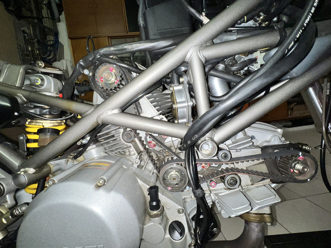 ADBB72FD-5E64-418E-859F-978629FE604A