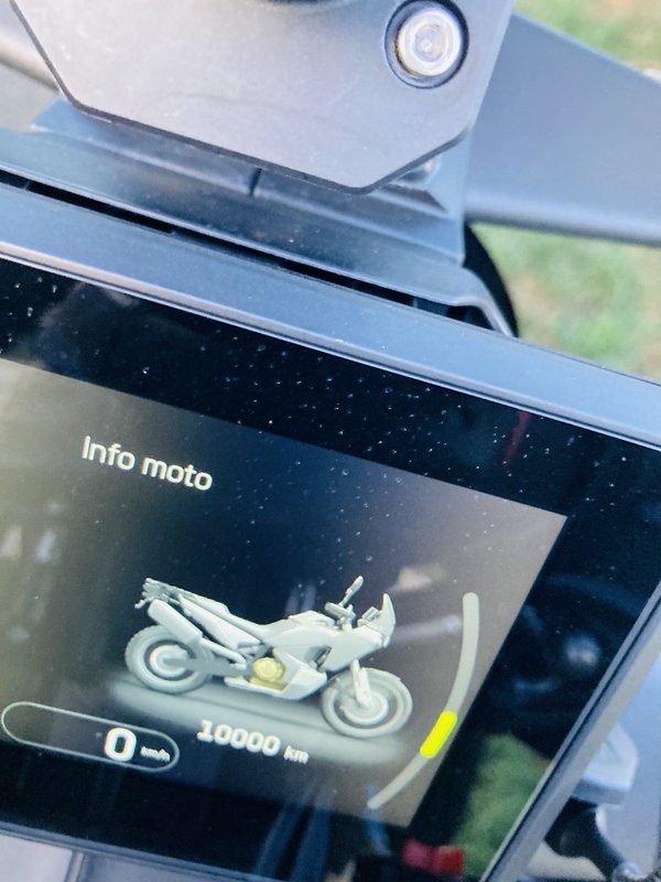 300C124C-A3EE-46F1-A30E-82059F6A5B7B