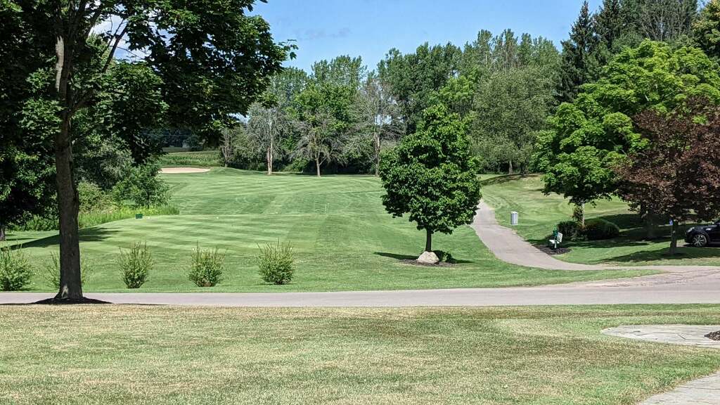 C8D40099-418E-404F-B125-5E906D2419E4