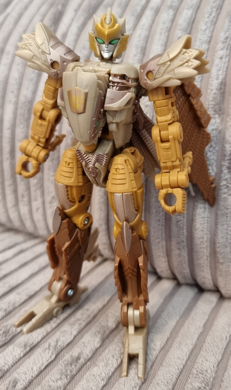 Rise-Of-The-Beasts-Deluxe-Airazor-Single-Release-04