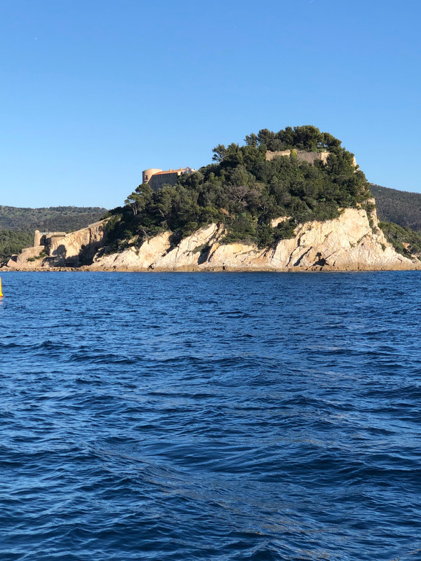 75C2D58A-2F0B-4C8B-9609-2CAA93B20135