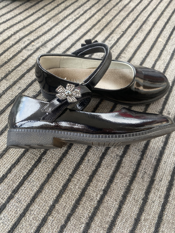 F3DD45D7-8988-4A79-92B9-80E5E2C5DA7D