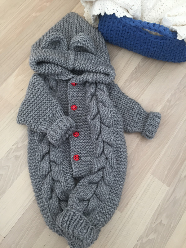 245F5BB5-5AF7-423E-A061-CD6387954745