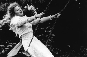 http://archive.sensesofcinema.com/images/06/cteq/effi-briest.jpg
