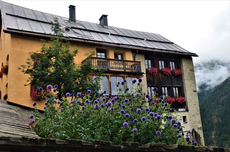 Suiza y sus pueblos-2019 - Blogs de Suiza - GUARDA-7-9-2019 (45)