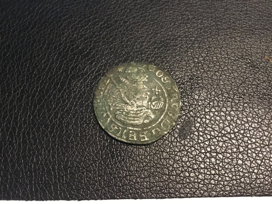 C8D0129F-FC3B-4914-BBCF-0F1592CB7E30