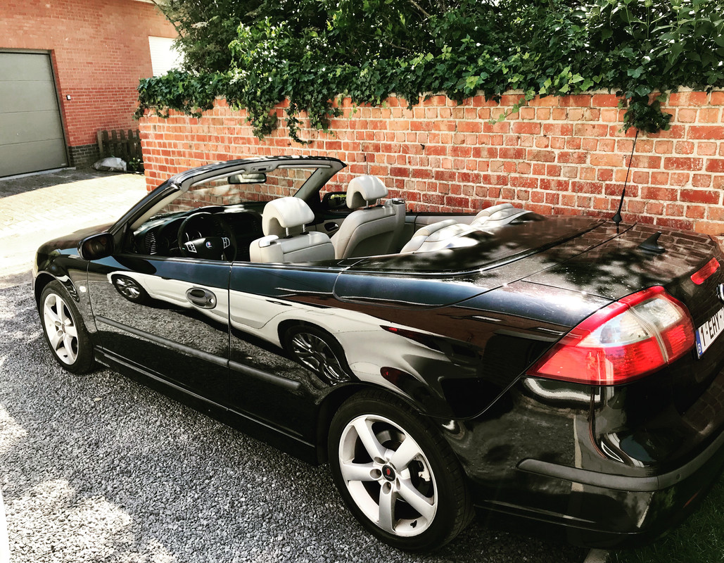 EC6BBF5B-F5C7-4812-818C-FD84ABF4114D