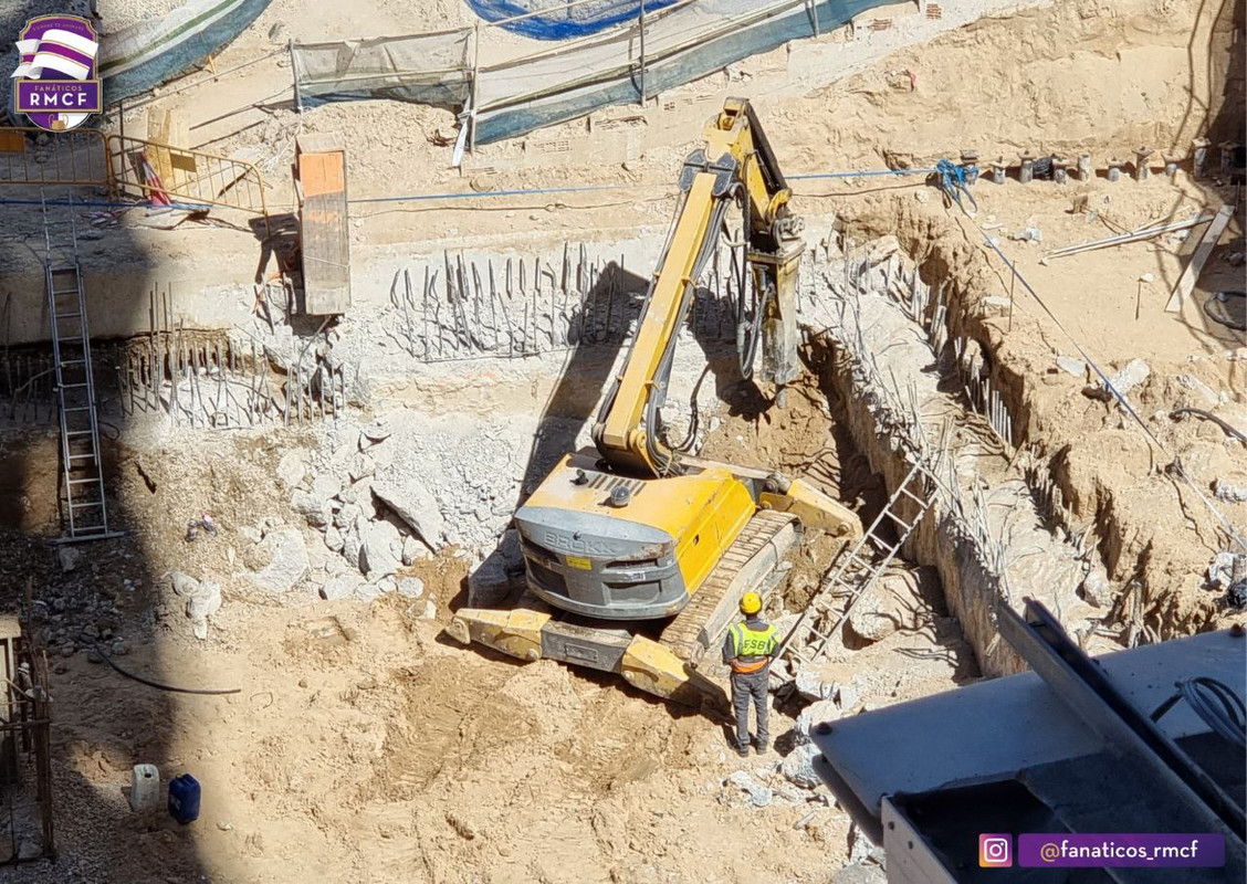 DC451F5D-49CB-4AC7-ADC5-3812B01697AB