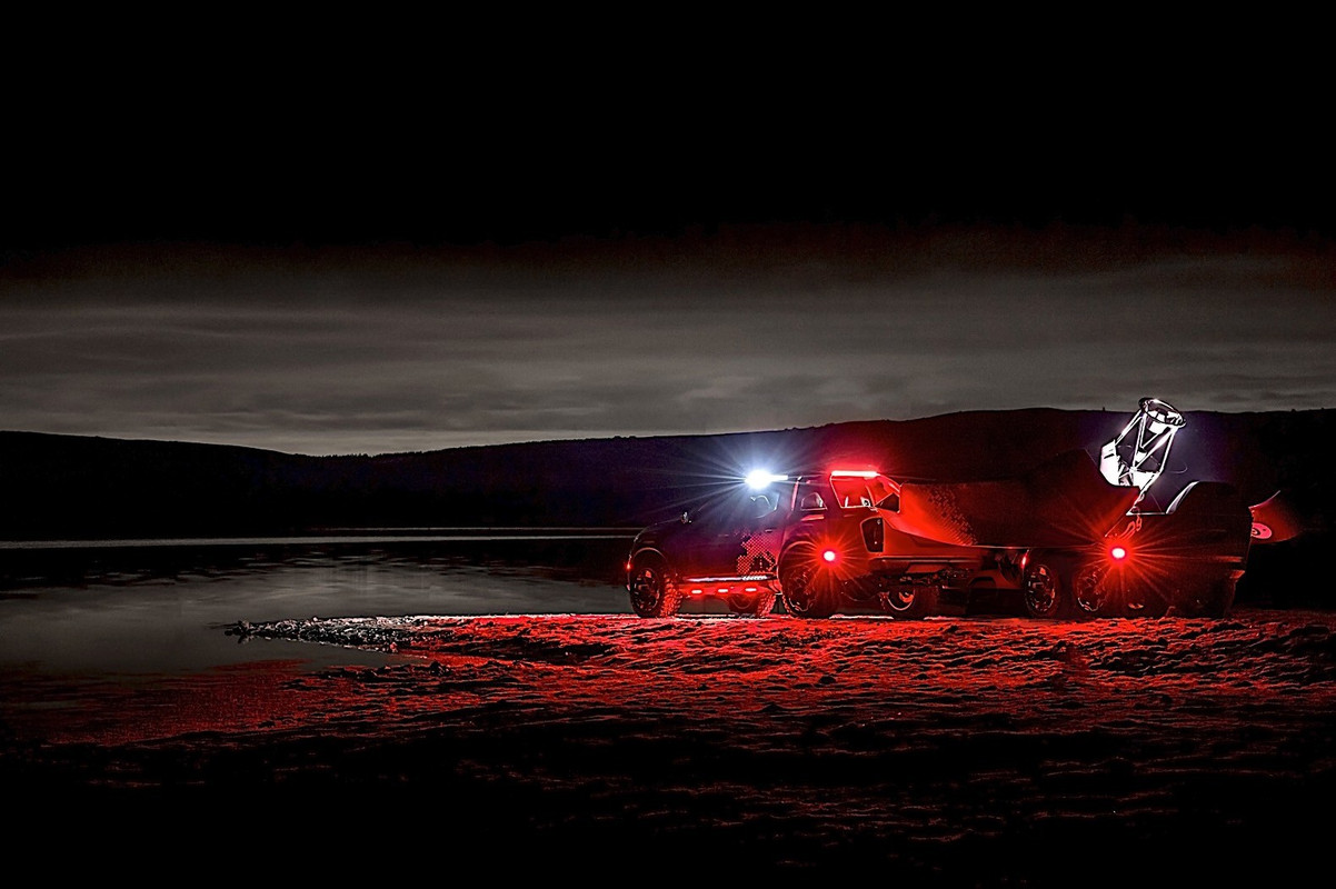 Nissan Navara Dark Sky Concept  (21)