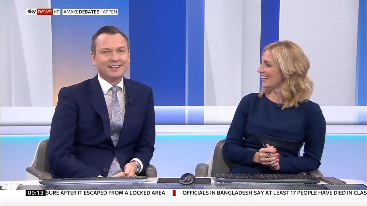 31 December - 09.00.00 - Sunrise. Sarah-Jane Mee with a mix of t