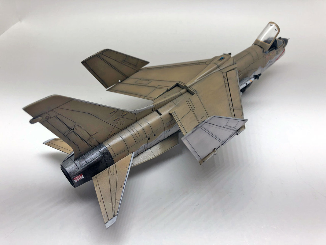 F-8E-CRUSADER(SHIN BORIS)-FINAL13