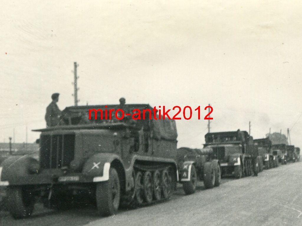 Sdkfz, Halbkette mit 24-cm Geschütz, Vormarsch, 
