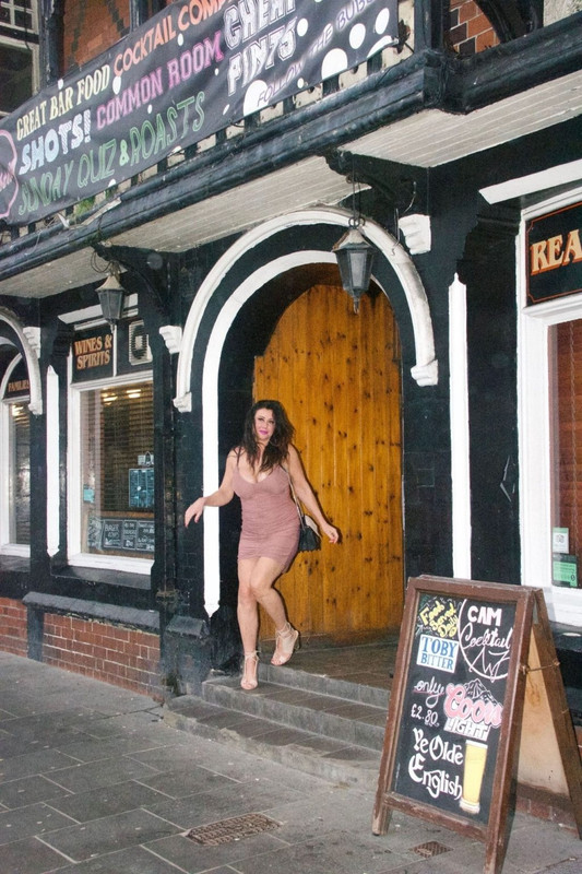 Lisa-Appleton-Nude-Sexy-UpskirtStars.com-22-1024x1536 (3)