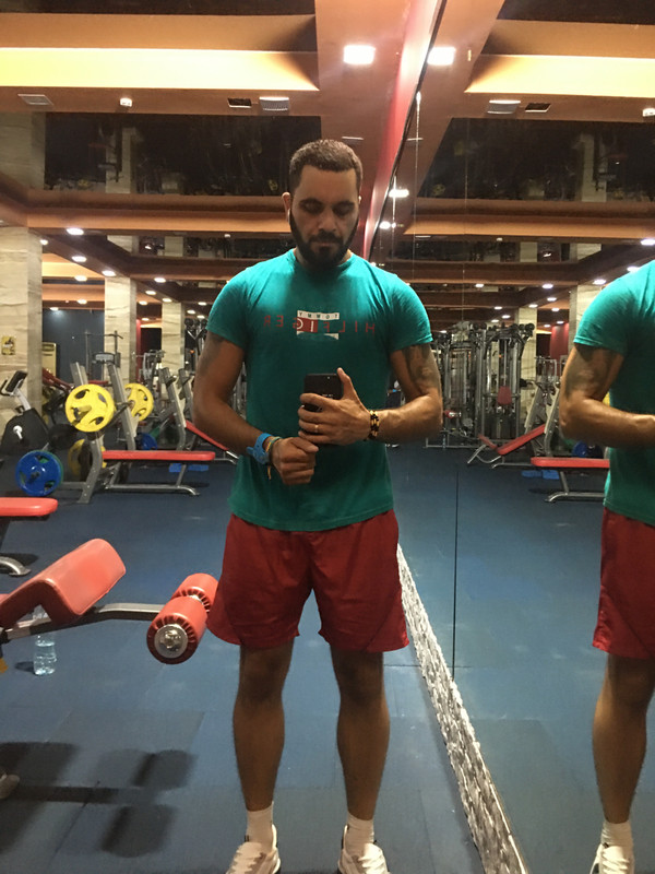 EE71AF28-1180-4C33-965A-A1B9BD65D81F