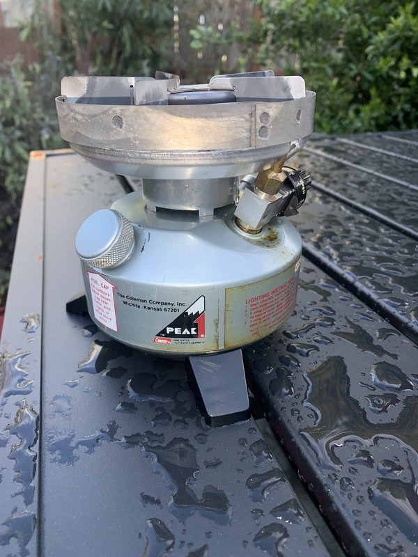 Early 550B Single burner Stove. - The Coleman Collectors Forum
