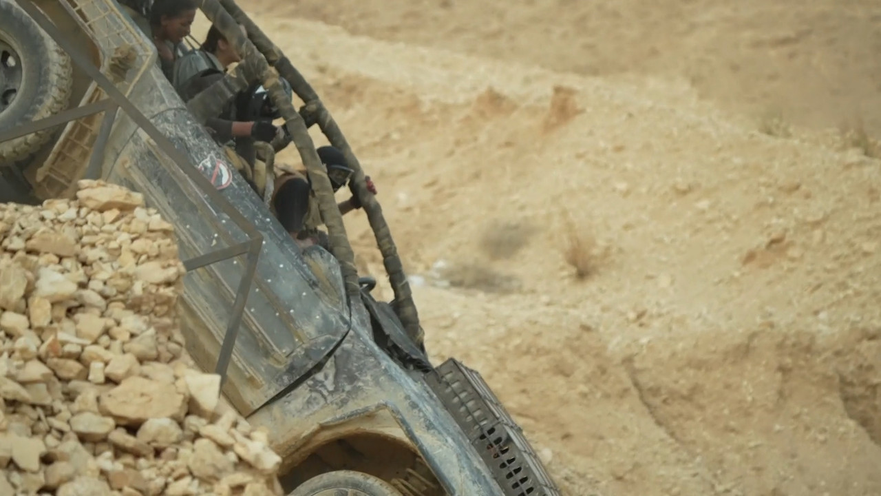 Ramez.Movie.Star.S01E19.1080p.SHAHID.WEB-DL.AAC2.0.H.264.mkv_snapshot_20.15.595