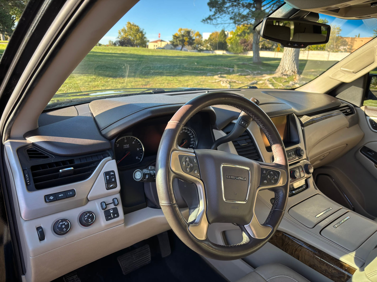Vehicle thumbnail 15