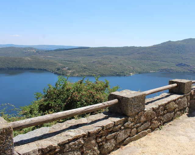 Slowtravel en Sanabria en tiempos de COVID - Blogs de España - Disfrutando del lago (2)