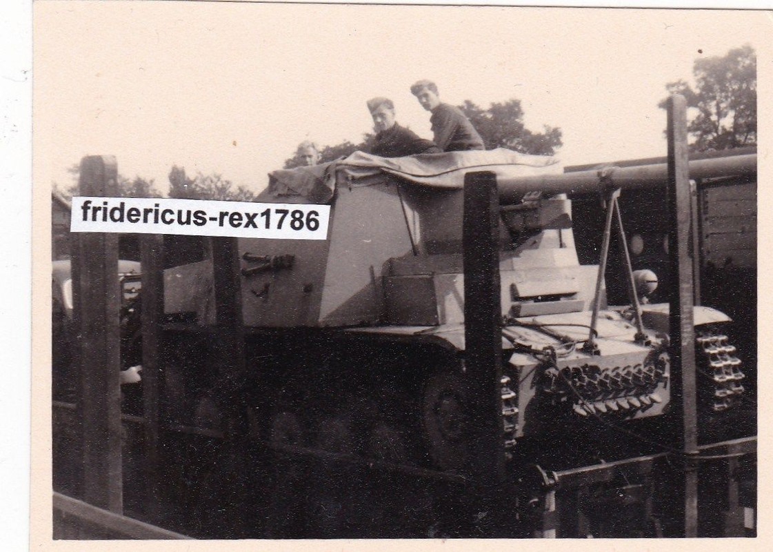 Foto Panzer Tank Panzerjäger SdKfz Marder II Bah